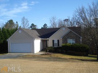423 Winston Manor Dr, Winder, GA 30680