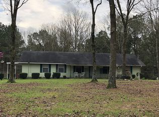 121 Lindsey Rd, Laurel, MS 39443