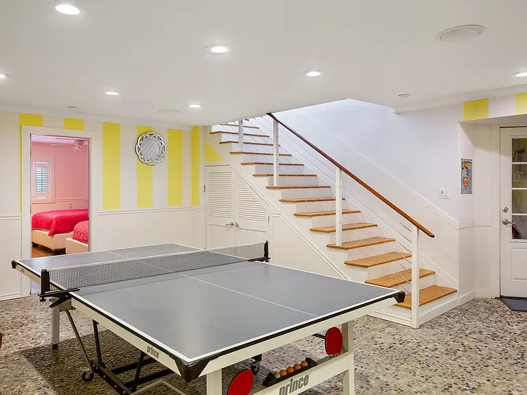 570 Dune Rd — Photo 22