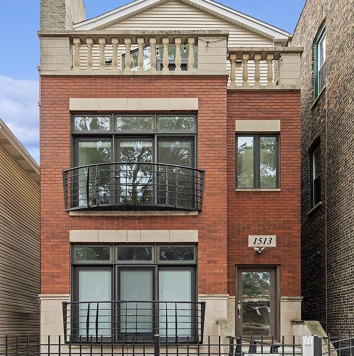 1st image of 1513 N Wood St #2