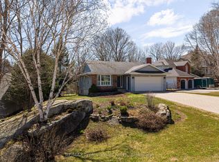 39 Glenwood Dr, Huntsville, ON P1H 1B6