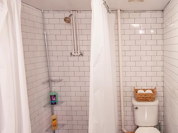 3rd image of 51 King Ave Unit C
