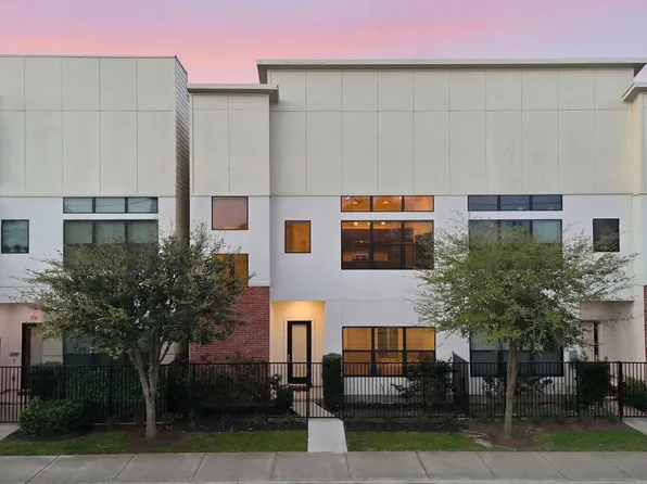 118 N Hutcheson St, Houston, TX 77003