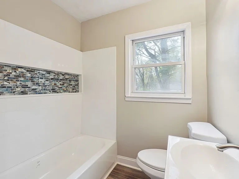 1435 Lanvale Dr SW — Photo 14