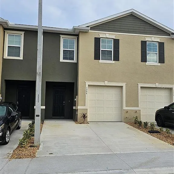 1223 Draintree St — Photo 1