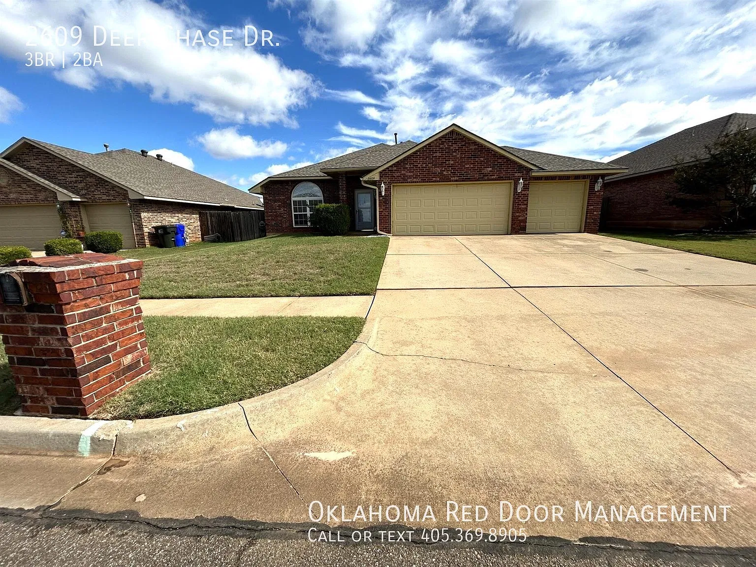 $500 off move in cost OR 1/2 off first full months rent! — Photo 1