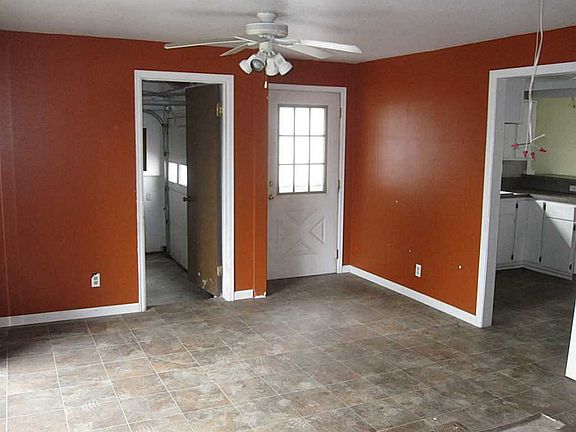 4th image of 702 Fernwood Ave