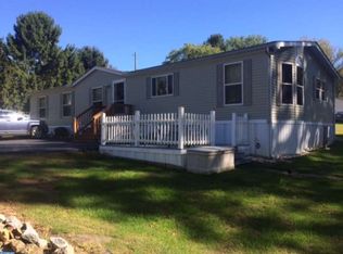 200 Maple Dr, Nottingham, PA 19362