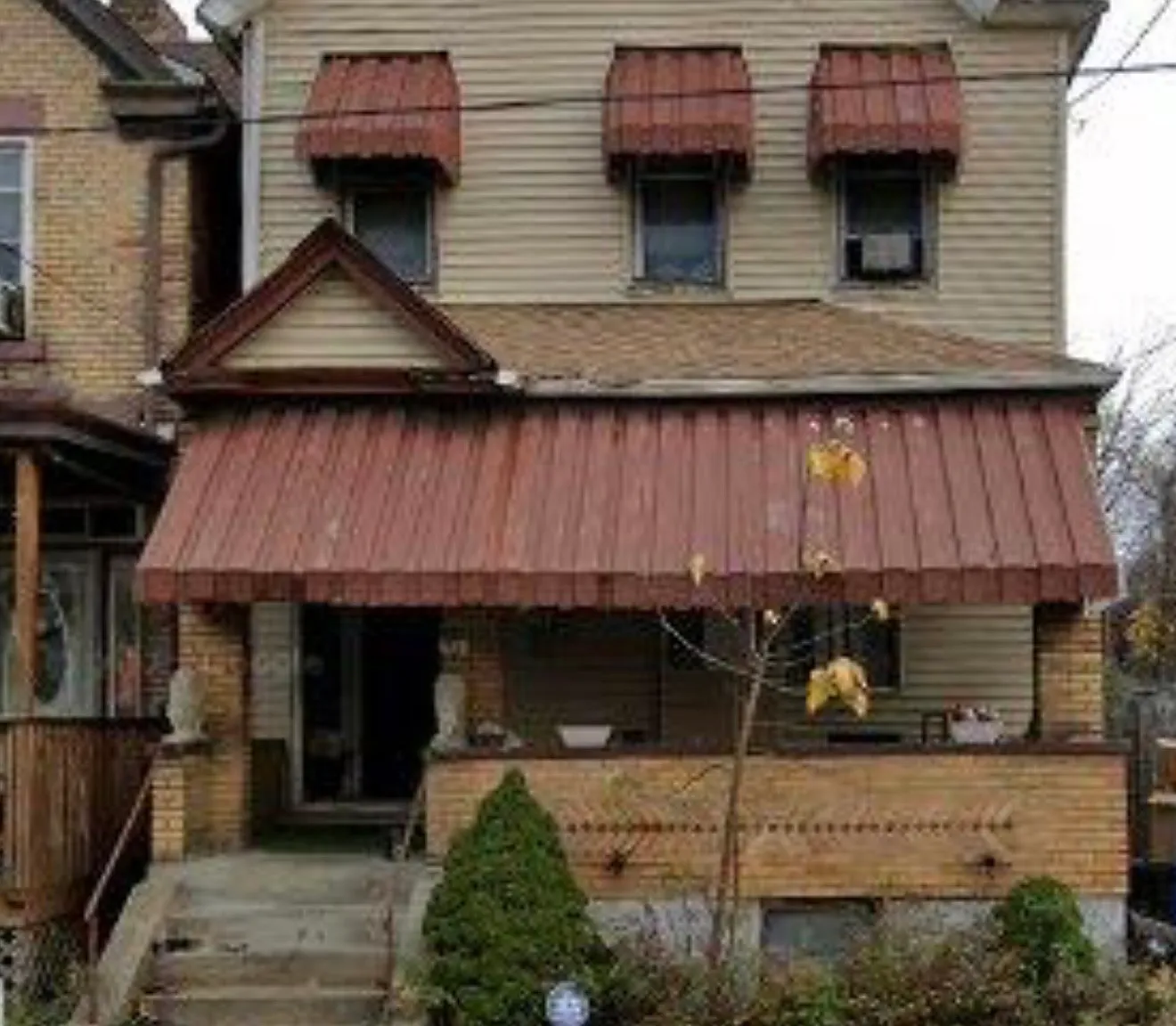 5 bed, 1800 sqft, $1,700 — Photo 1