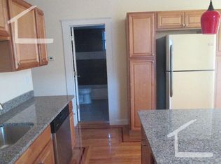 229 Boylston St #3, Brookline, MA 02445