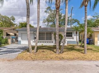6291 SW 8th St, Pompano Beach, FL 33068