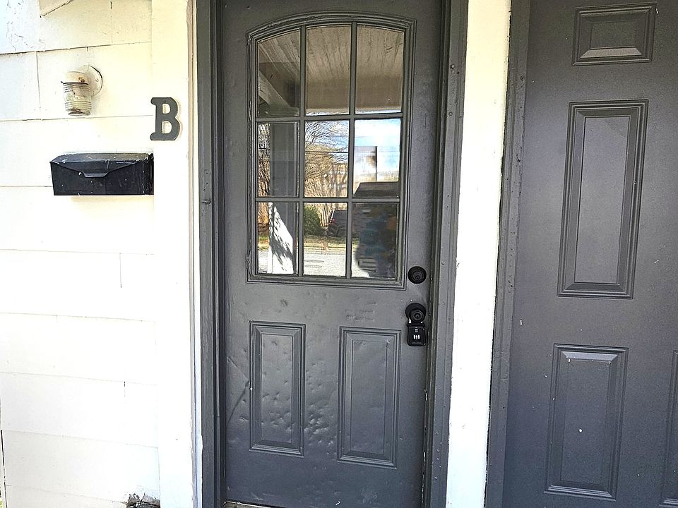 1st image of 702 Silver Ave #B