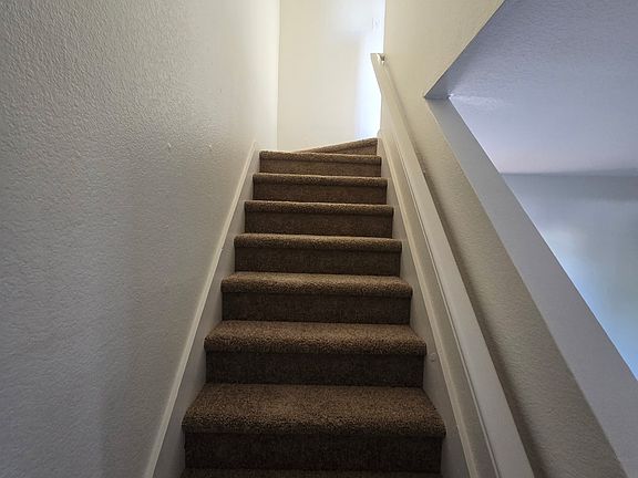 3rd image of 215 E Lincoln Ave #C