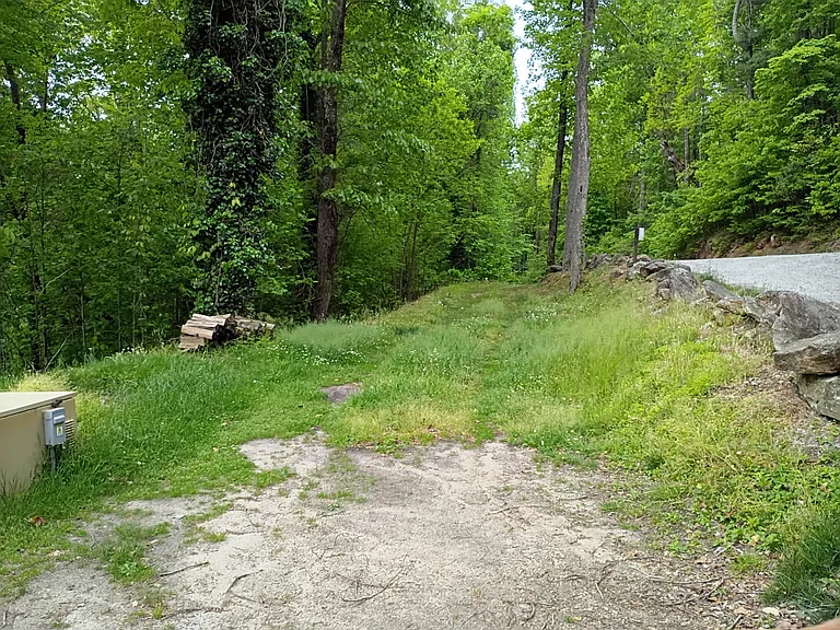 24 Dogwood Ln — Photo 33