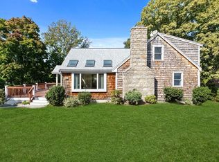33 Governor Andrew Rd, Hingham, MA 02043