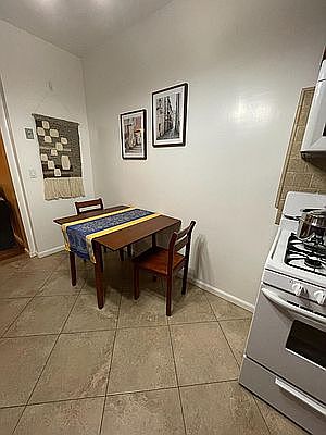 3rd image of 2303 43rd St APT 4