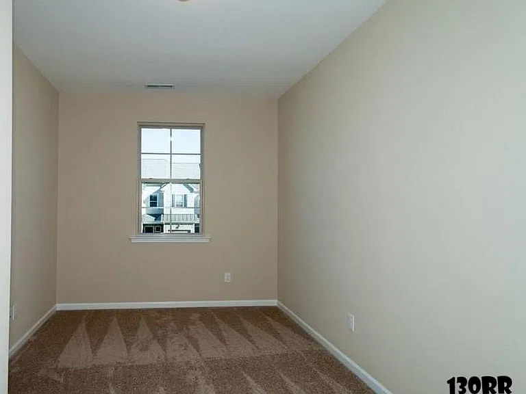 130 Rubrum Dr — Photo 21