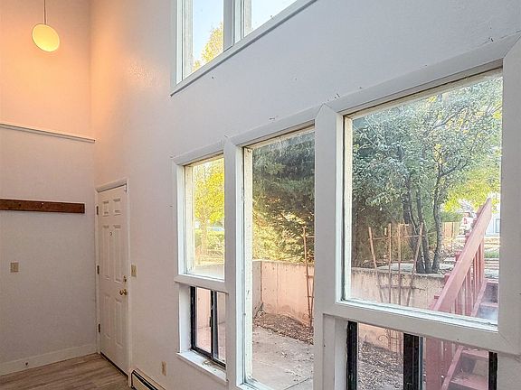 5th image of 103 Bacon Ct APT 5