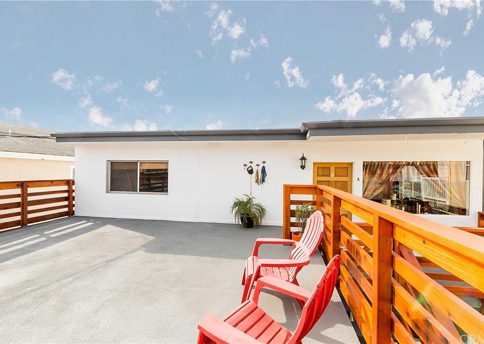 Enjoy the cool beach weather and outdoor deck