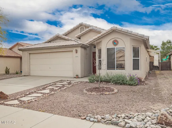 2325 W Silverbell Tree Dr, Tucson, AZ 85745