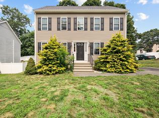 52 North Ave, Brockton, MA 02302