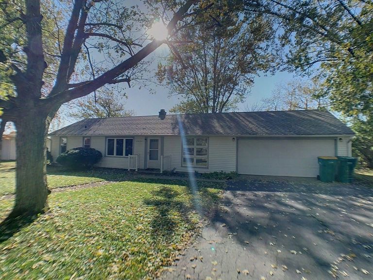 1st image of 8424 Ellsworth Pl