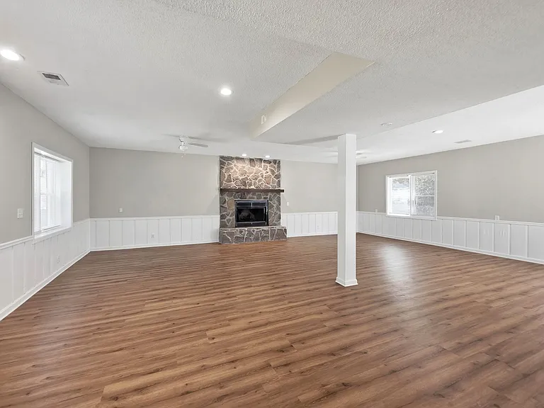 5949 James Rd — Photo 22
