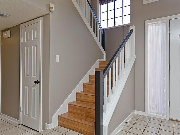 4th image of 2107 Braesmeadow Ln