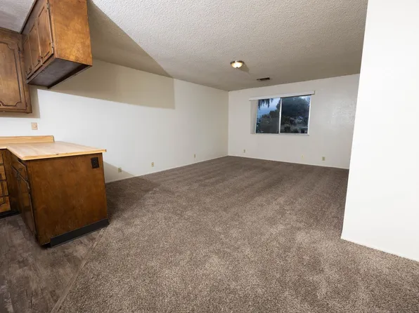 1080 Trinity, 1080 Trinity St APT 6, Redding, CA 96001