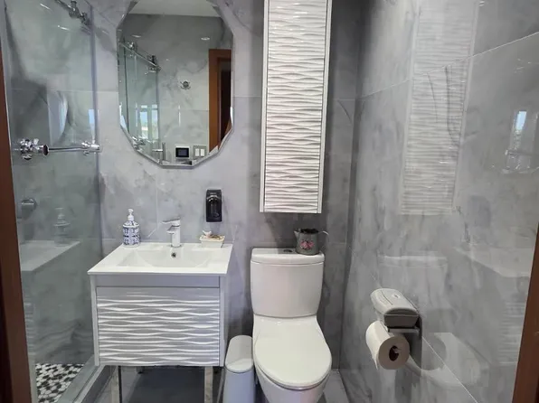 134 West End Avenue image 11 of 16