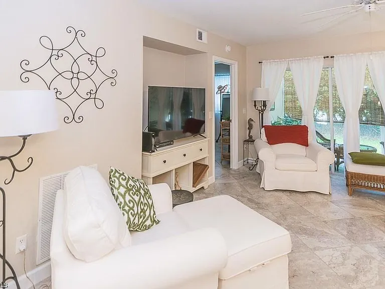 1787 Reuven Cir #1001 — Photo 3