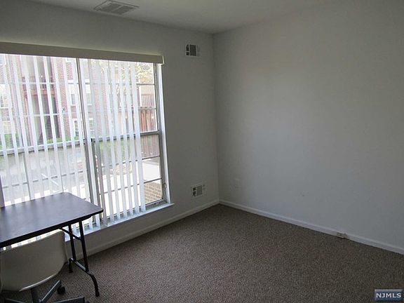 4th image of 649 Jacey Dr #4225