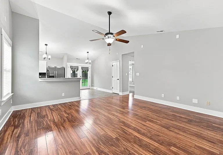 5519 Mount Mansfield Rd — Photo 3