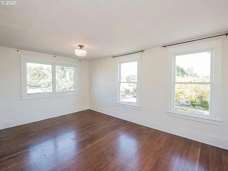 1236 N Emerson St #B — Photo 5