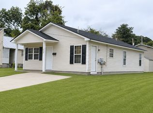 1034 Hunter St, Elizabeth City, NC 27909