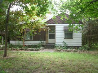 6752 Garden Dr, Mount Morris, MI 48458