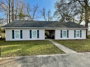 318 Hill St #A, Evergreen, LA 71333