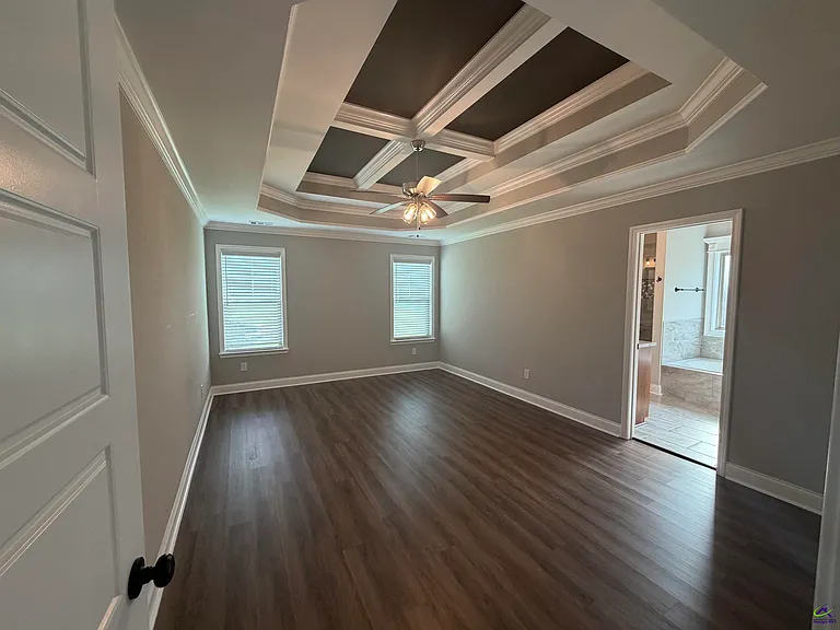 521 Edgarton Way — Photo 4