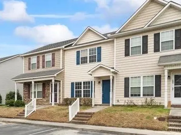 27 Doris Ave E APT 203, Jacksonville, NC 28540