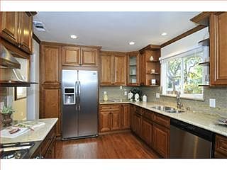 3rd image of 1259 Ebener St