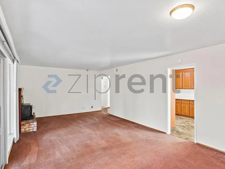 2923 Birmingham Dr — Photo 8