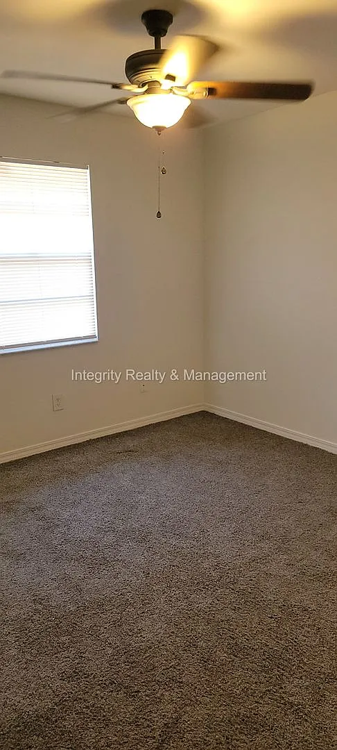 3BR/2BA single-story ranch-style home — Photo 4