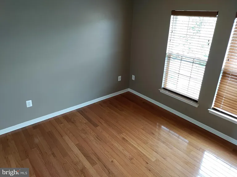 1202 Ellis Ave — Photo 13