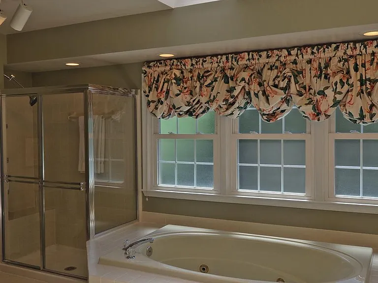 6610 Ashmere Ln — Photo 1