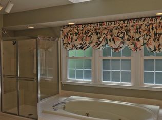 6610 Ashmere Ln, Centreville, VA 20120