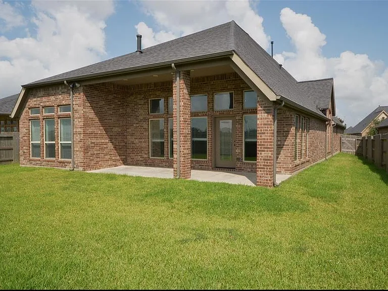 3323 Chandler Hollow Ln — Photo 13