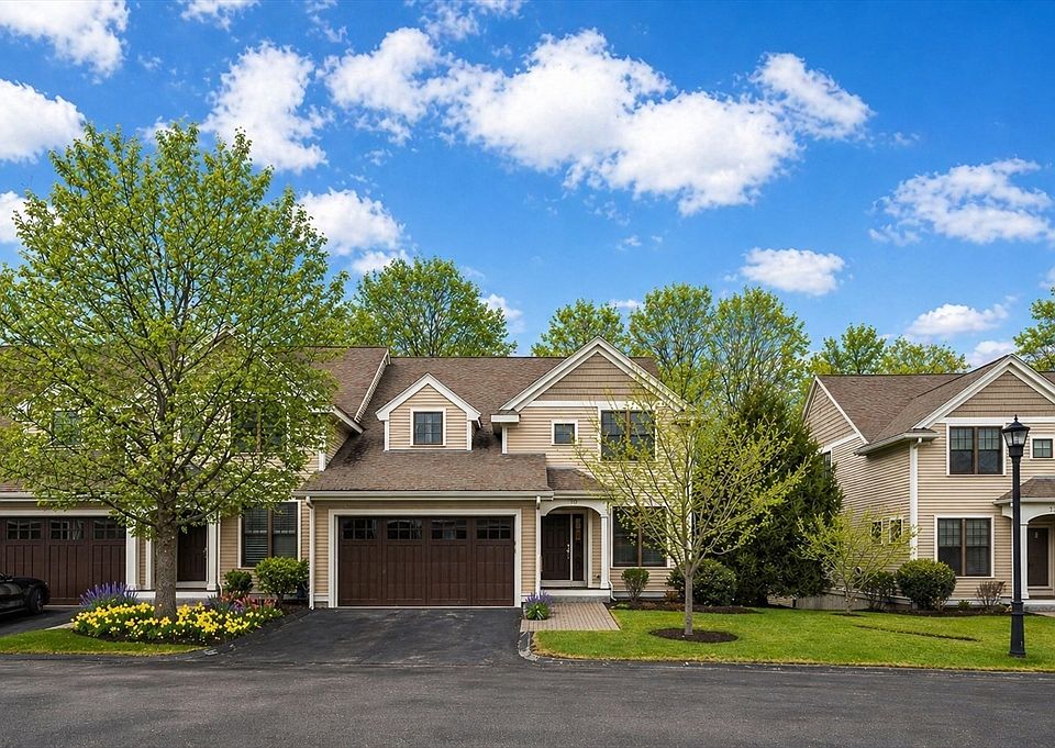 1st image of 10 Graystone Cir Unit 10