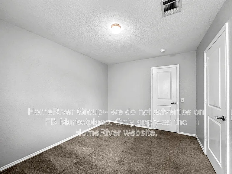 6807 Hibiscus Fls — Photo 11