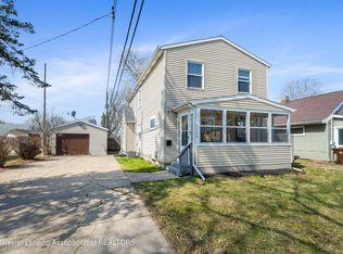 1108 S Holmes St, Lansing, MI 48912