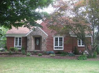 6297 Boston State Rd, Hamburg, NY 14075